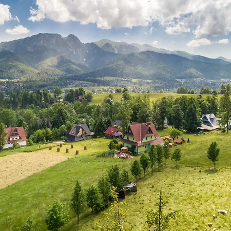 Malownicza Polana Centrum 木屋 *